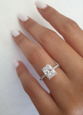 Bague de fiançailles avec diamant radiant de 1,0 à 3,0 ct avec sertissage pavé