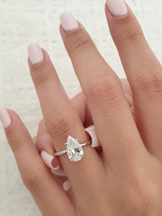 Bague de fiançailles avec halo caché en diamant en forme de poire de 1,7 à 3,50 ct