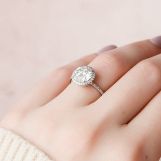 Bague de fiançailles en moissanite de style halo à taille ronde de 3,0 ct