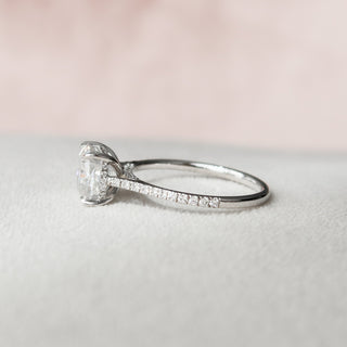 Bague de fiançailles en moissanite avec halo caché et sertissage pavé de 3,0 ct