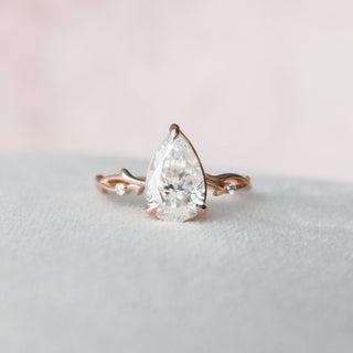 2.0CT Pear Cut Nature Inspired Moissanite Engagement Ring - ELITE CARAT