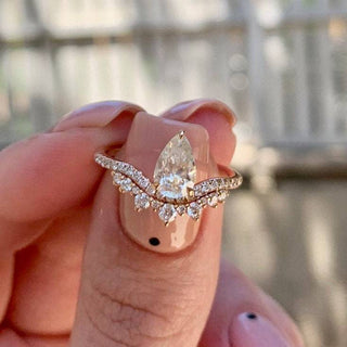 0.80ct Chevron Pear Cut Moissanite Engagement Ring - ELITE CARAT