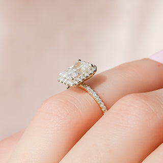 Bague de fiançailles halo en moissanite de forme radiante de 2,0 ct