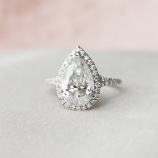 3.0CT Pear Shaped Halo Moissanite Diamond Engagement Ring - ELITE CARAT