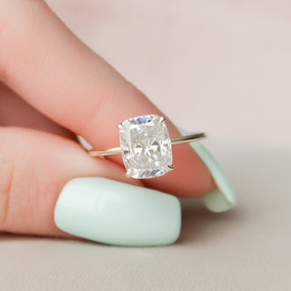 Bague de fiançailles avec halo caché en moissanite taille coussin allongée de 2,0 à 4,0 ct