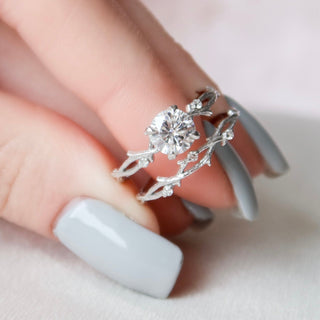 1.0 CT Round Shaped Moissanite Twig Style Engagement Ring