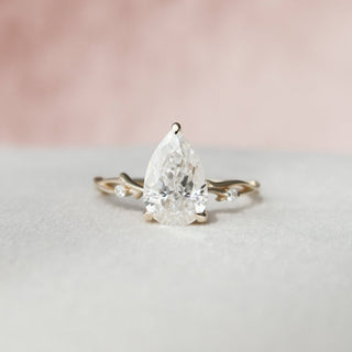 2.0CT Pear Cut Nature Inspired Moissanite Engagement Ring - ELITE CARAT