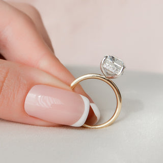 Bague de fiançailles avec halo caché en moissanite taille coussin allongée de 2,0 à 4,0 ct