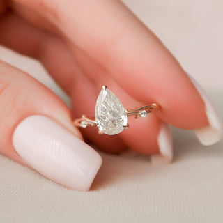 1.50CT Pear Shaped Nature Inspired Twig Diamond Engagement Ring - ELITE CARAT