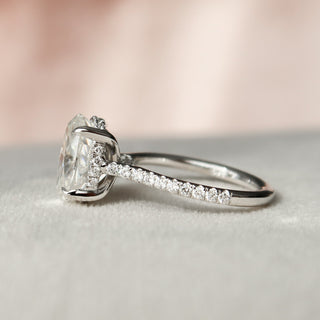 2 CT Oval Cut Moissanite Engagement Ring With Pave Setting