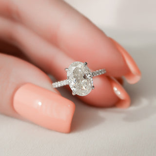 2 CT Oval Cut Moissanite Engagement Ring With Pave Setting