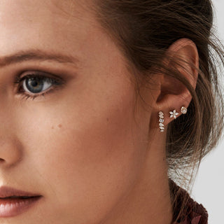 Boucles d'oreilles à tige uniques en forme de diamant pour femmes 