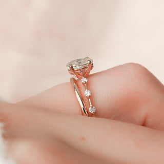 Ensemble de bagues de mariage avec solitaire en moissanite à taille ovale de 1,0 à 2,50 ct