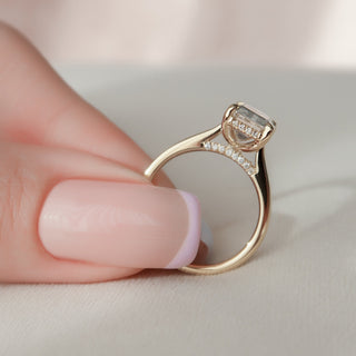 Anillo de compromiso con halo oculto de moissanita de talla esmeralda de 2,0 CT a 4,0 CT