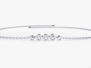 Pulsera de tres diamantes de talla redonda con engaste en bisel de 0,1 ct para ella 