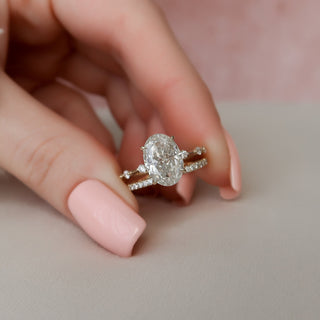 Ensemble de bagues de fiançailles pour mariée en moissanite à taille ovale de 3,00 ct 