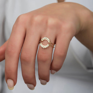 Bague pour femme en 2 pièces avec diamants taille ronde pour cadeau 