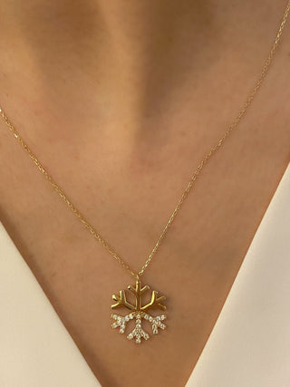 Collier avec diamants en moissanite à coupe ronde en flocon de neige de 0,25 TCW