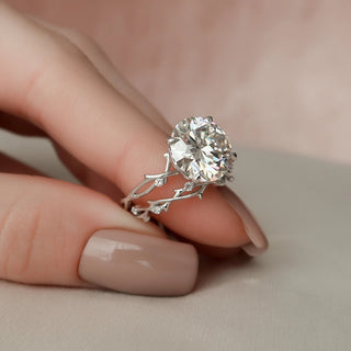 5.00 CT Round Cut Moissanite Twig Halo Bridal Engagement Ring Set