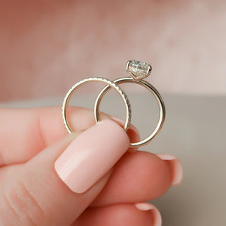 Bague de fiançailles de mariée avec solitaire en moissanite taille poire de 1,35 ct et halo caché 