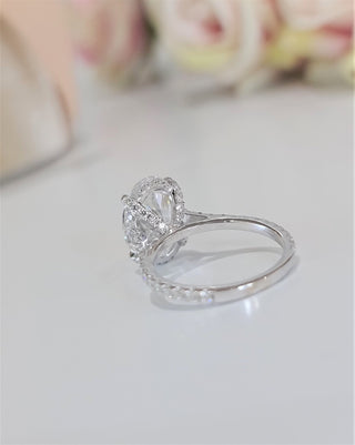 2.0 CT-4.0 CT Oval Hidden Halo Style F/VS1 Lab Grown Diamond Engagement Ring