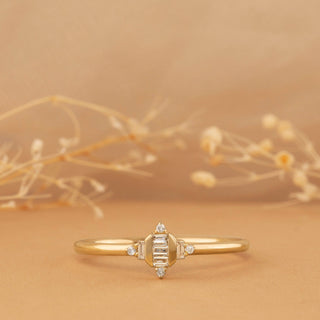 Alliance de mariage en or et moissanite taille baguette de 0,08 TCW