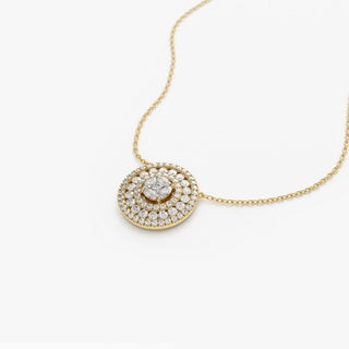 Collier avec diamants ronds sertis en canal et monture illusion 