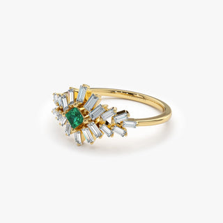 Bague en grappe de diamants taille princesse et baguette verte pour femme