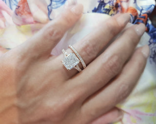 Anillo de compromiso con diamantes cultivados en laboratorio de 1,0 a 3,0 quilates y cuerpo dividido radiante