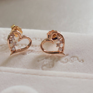 Boucles d'oreilles à tige en forme de cœur avec diamants ronds pour elle