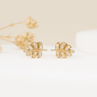 Boucles d'oreilles à tige en forme de feuille de diamant à coupe ronde pour cadeau d'Halloween