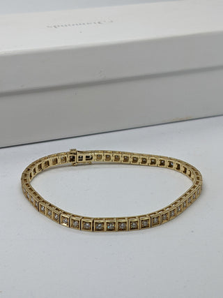 Magnifique bracelet de tennis en diamant taille ronde pour elle