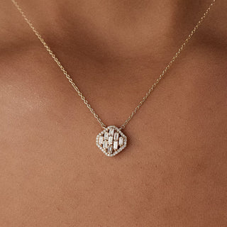 Collier pendentif unique en diamant taille ronde et baguette pour elle