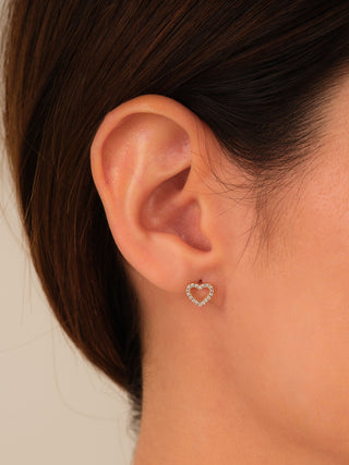 Boucles d'oreilles en forme de cœur avec diamants à coupe ronde et moissanite pour femmes 