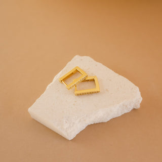 Pendientes de diamantes y moissanita con eslabones rectangulares en oro amarillo