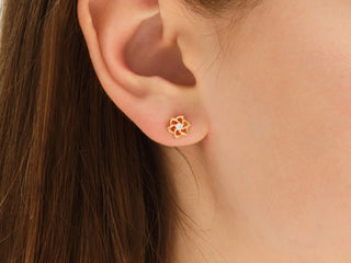 Pendientes con forma de flor y diamantes de talla redonda para regalar en Halloween