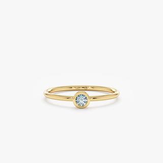 Bague en diamant taille ronde sertie de lunette pour elle comme cadeau d'anniversaire 