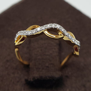 Bague entrelacée avec diamants taille ronde pour femme