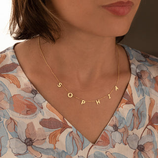 Collar de oro personalizado con nombre inicial para mujer