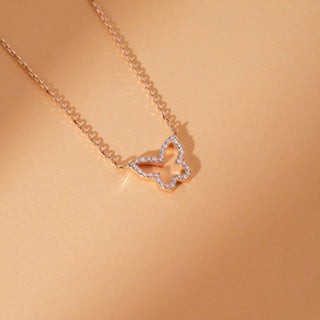 Collier papillon en or massif avec diamants taille ronde pour cadeau d'anniversaire