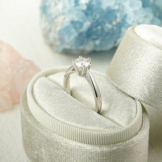 Bague de fiançailles avec diamant solitaire en moissanite à taille ronde de 1,0 à 2,0 ct