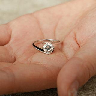 Anillo de compromiso con diamante de moissanita de talla redonda de 1,50 ct a 2,50 ct