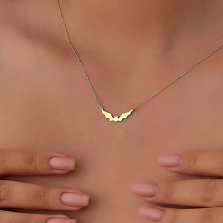 Collier chauve-souris délicat d'Halloween en or 14 carats pour femme