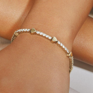 Pulsera de tenis con corazón de moissanita y diamantes redondos para ella