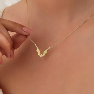 Collier chauve-souris délicat en or 14 carats pour Halloween, cadeau pour elle 