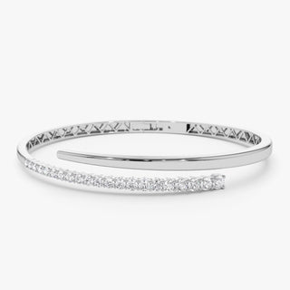 Round Cut Diamond Bracelet Bangle in 14K Gold