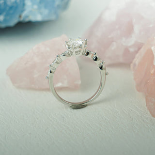 Bague de fiançailles pavée de diamants en moissanite à taille ronde de 1,50 ct à 2,50 ct