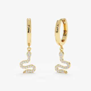 Boucles d'oreilles Huggies à breloque serpent en diamant taille ronde pour femmes 