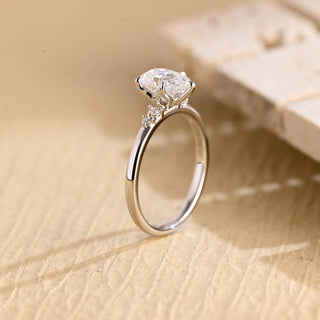 Bague de fiançailles à cinq pierres avec diamants en moissanite taille poire de 1,50 à 2,50 ct