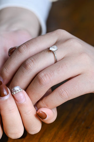 Bague de fiançailles avec diamant solitaire en moissanite taille poire de 1,0 à 2,0 ct